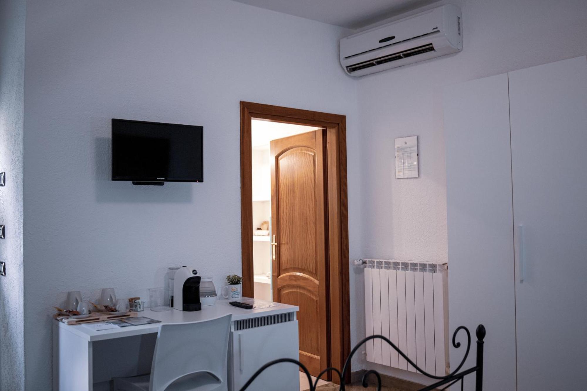 Hotel Mare Sole San Teodoro  Zewnętrze zdjęcie